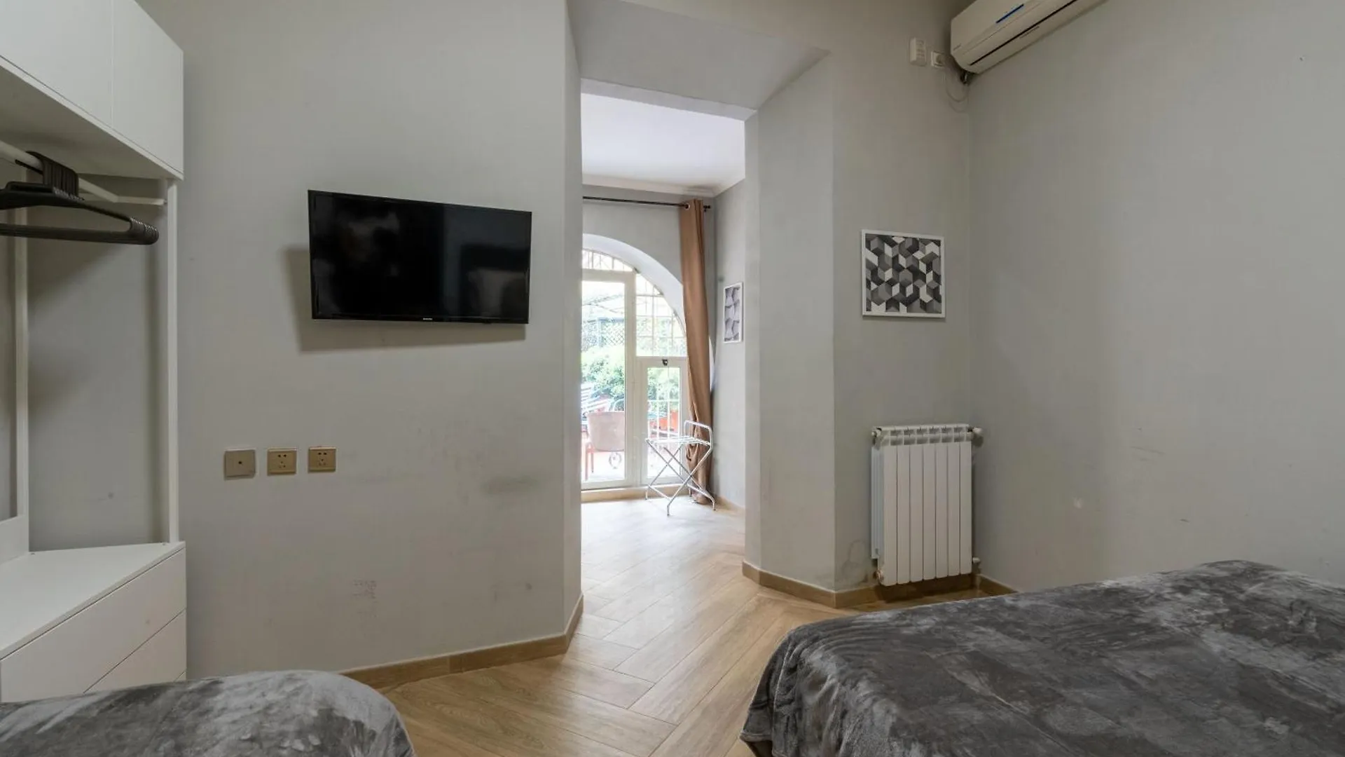 Esquilino Harmony Guesthouse - Close To Colosseum Рим Гостевой дом