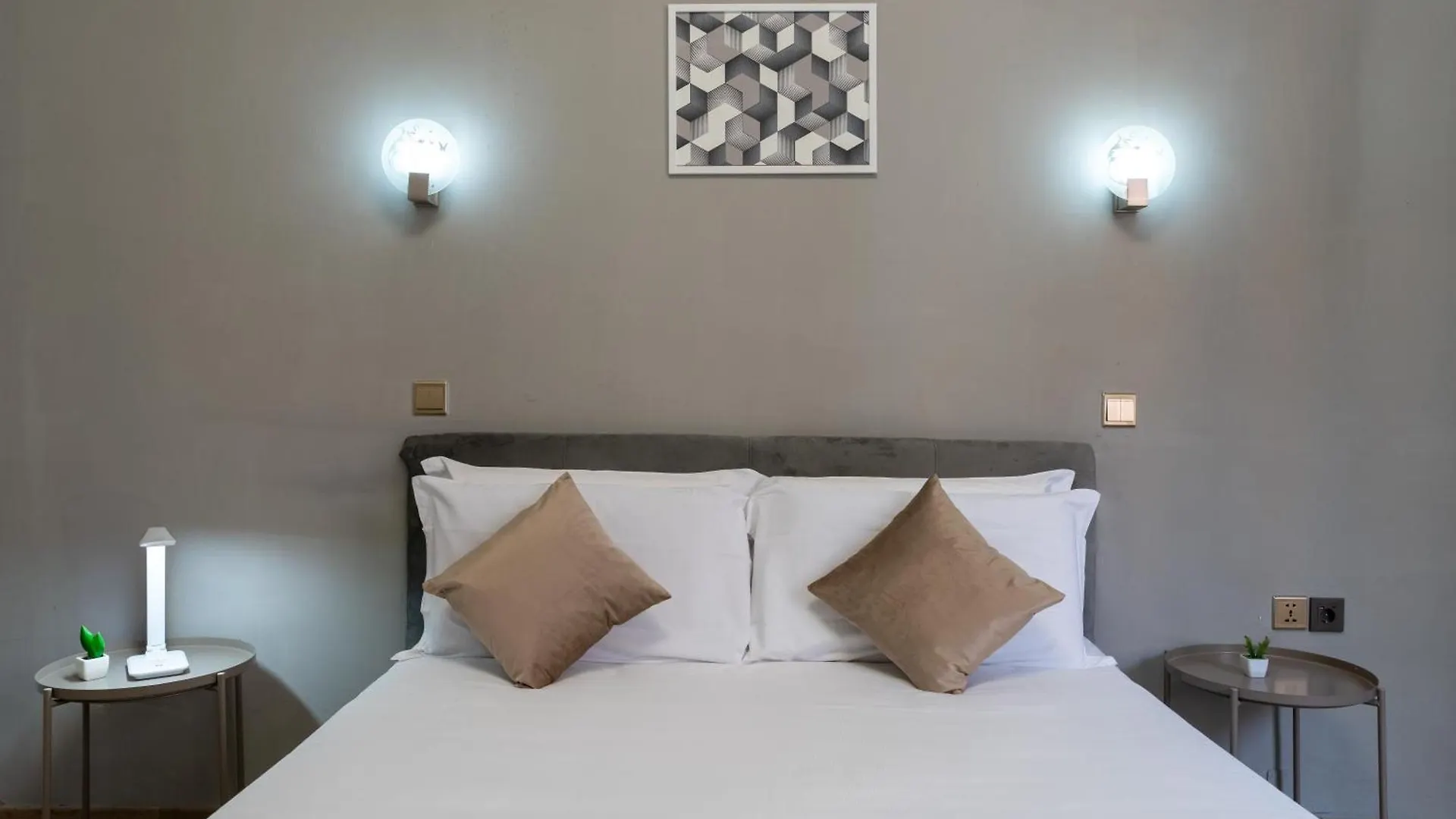 Portafortuna Guesthouse - Close To Colosseum Rome Guest house