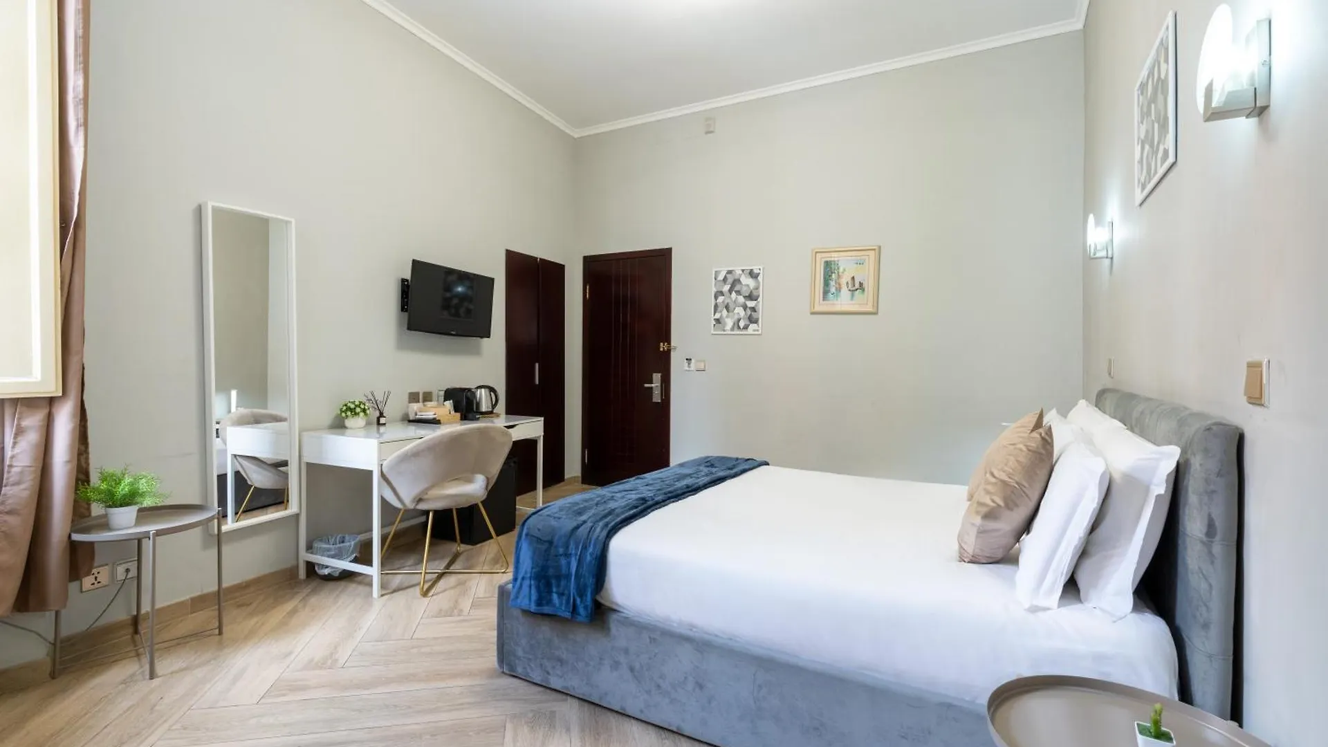 Portafortuna Guesthouse - Close To Colosseum Rom Italien