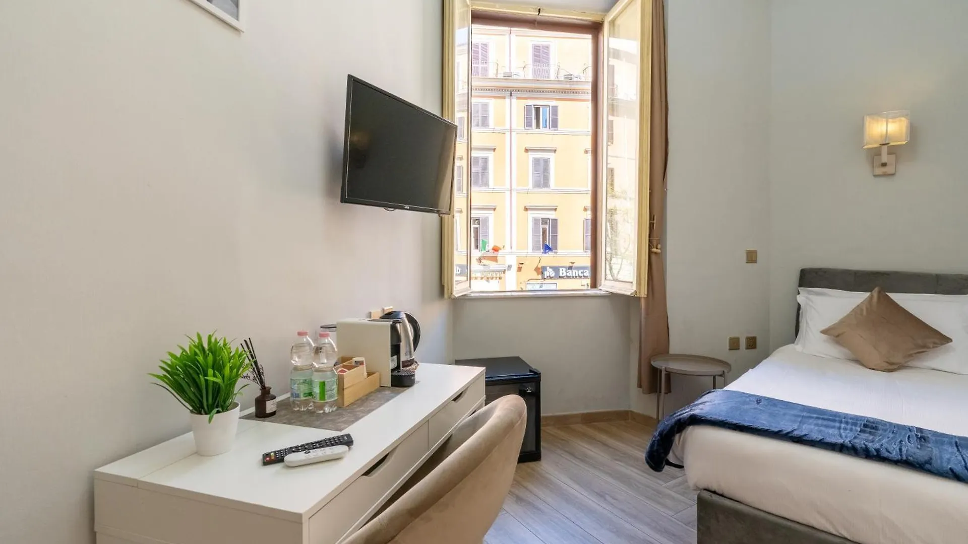 Portafortuna Guesthouse - Close To Colosseum Rom 2*,