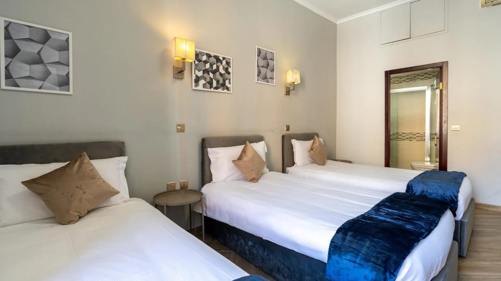 Gasthof Portafortuna Guesthouse - Close To Colosseum Rom