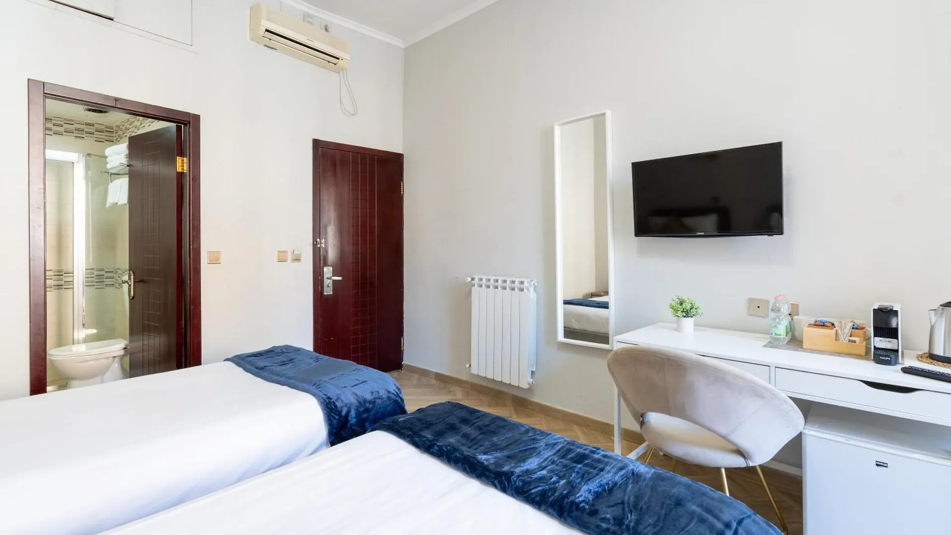 Portafortuna Guesthouse - Close To Colosseum Rom 2*,  Italien